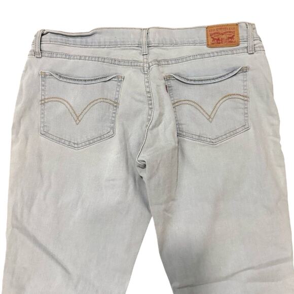 Levi's 524 Skinny Light Wash Distressed Raw Hem Low Rise Skinny Jeans Women's 31 - Picture 9 of 10